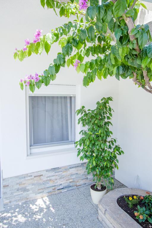 Luxury Studio Apartment White Sensation Vodice Bagian luar foto
